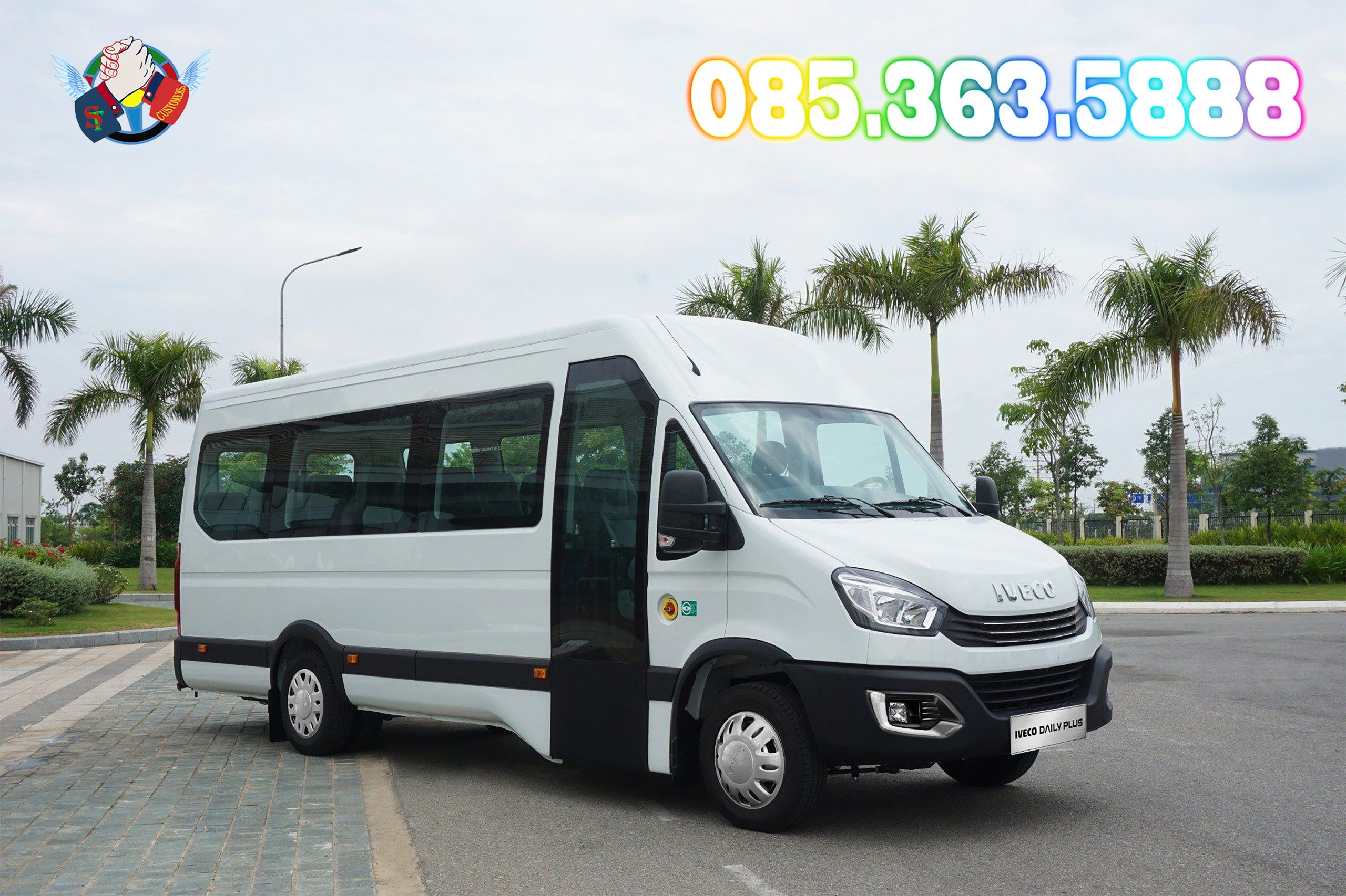 Ảnh xe Bus Iveco Daily Plus của thaco Bắc NInh Ảnh xe Bus Iveco Daily Plus của thaco Bắc NInh