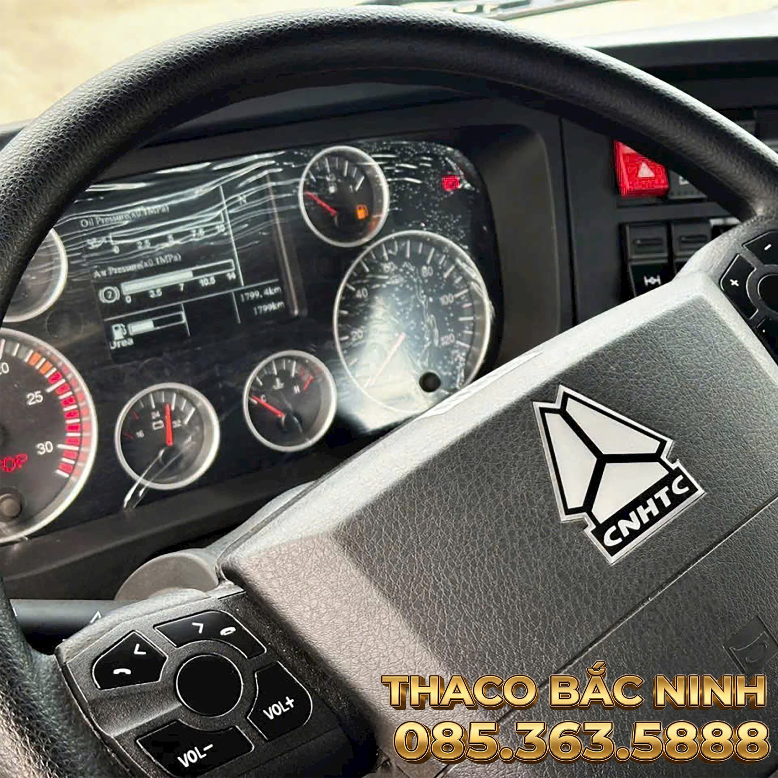 Ảnh táp lô xe đầu kéo T7H tại Thaco Bắc Ninh