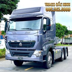 Ảnh đầu kéo Howo Sitrack T7H màu xám tại Thaco Bắc ninh